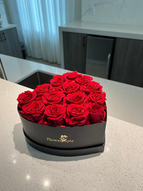 Rosas em caixa formato coração